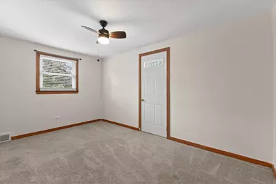 W236N6530  Hillview Dr, Sussex, WI 53089 - Photo 21