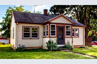 604 E Racine St, Jefferson, WI 53549 - Photo 1