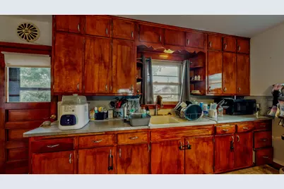 604 E Racine St, Jefferson, WI 53549 - Photo 3