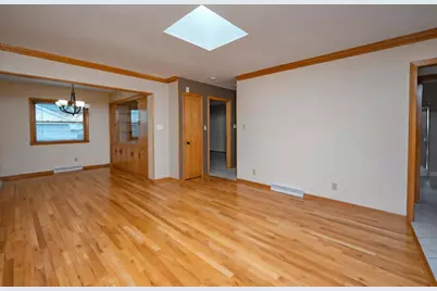 4212 N 95th St, Wauwatosa, WI 53222 - Photo 15