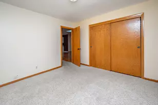 4212 N 95th St, Wauwatosa, WI 53222 - Photo 37
