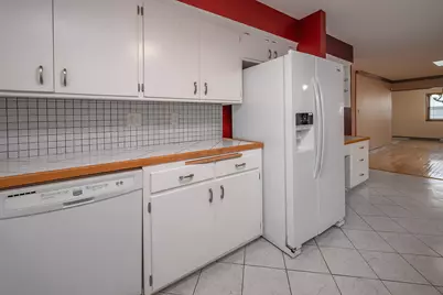 4212 N 95th St, Wauwatosa, WI 53222 - Photo 29