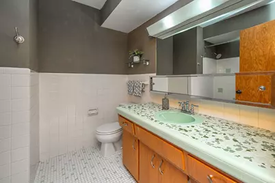4212 N 95th St, Wauwatosa, WI 53222 - Photo 35