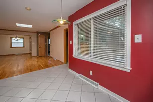 4212 N 95th St, Wauwatosa, WI 53222 - Photo 21