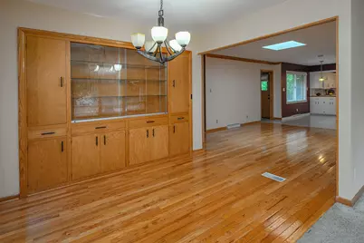 4212 N 95th St, Wauwatosa, WI 53222 - Photo 11