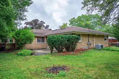 4212 N 95th St, Wauwatosa, WI 53222 - Photo 41