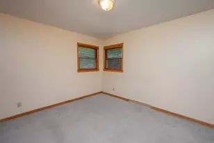 4212 N 95th St, Wauwatosa, WI 53222 - Photo 31