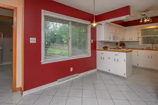 4212 N 95th St, Wauwatosa, WI 53222 - Photo 19