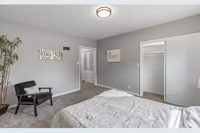 4418 W Mequon Rd, Mequon, WI 53092 - Photo 21