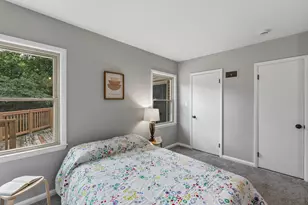 4418 W Mequon Rd, Mequon, WI 53092 - Photo 25