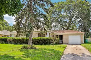 1011 W Silver Spring Dr, Milwaukee, WI 53209 - Photo 1
