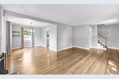 2849 N 89th St, Milwaukee, WI 53222 - Photo 9