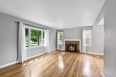 2849 N 89th St, Milwaukee, WI 53222 - Photo 7