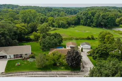 504  Ryan Ave, Racine, WI 53105 - Photo 3