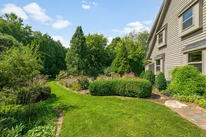 2225  Edgewood Dr, Grafton, WI 53024 - Photo 3