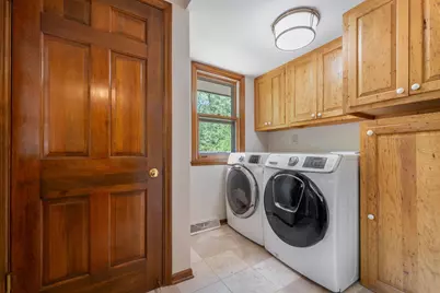 2225  Edgewood Dr, Grafton, WI 53024 - Photo 21