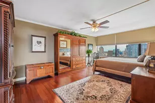 929 N Astor St, Milwaukee, WI 53202 - Photo 27