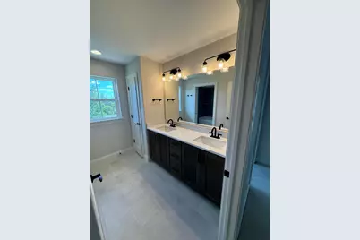 N56W20719  Muirfield Dr, Menomonee Falls, WI 53051 - Photo 27