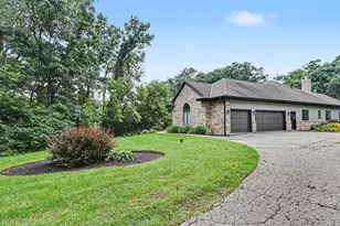 2900 Bridle Ct, Lyons, WI 53147 - Photo 3