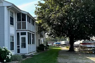 300 Foxwood Dr, Racine, WI 53185 - Photo 3
