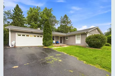 3121  Windsor Ln, Janesville, WI 53546 - Photo 1