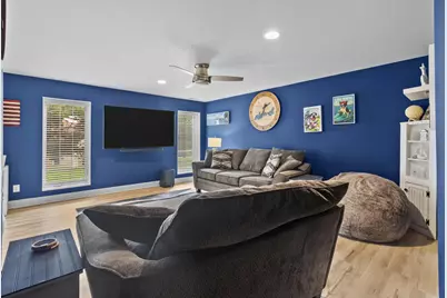 1529  Highland Dr #8-46, Geneva, WI 53147 - Photo 17