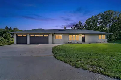 W164N11974  Fond Du Lac Ave, Germantown, WI 53022 - Photo 1