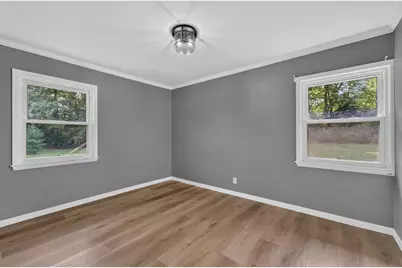 W164N11974  Fond Du Lac Ave, Germantown, WI 53022 - Photo 15