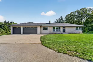 W164N11974 Fond du Lac Ave, Germantown, WI 53022 - Photo 27