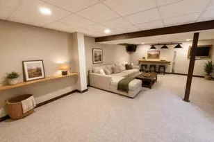 W146N10907 Heritage Pkwy, Germantown, WI 53022 - Photo 25
