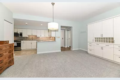 35  Harborview Dr #112, Racine, WI 53403 - Photo 3