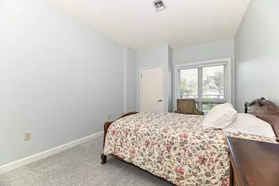 35  Harborview Dr #112, Racine, WI 53403 - Photo 17