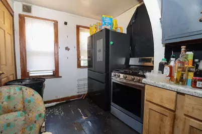 3035 N 52nd St, Milwaukee, WI 53210 - Photo 13