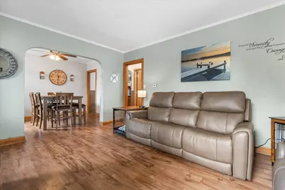 1355 S 94th St, West Allis, WI 53214 - Photo 5