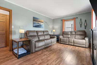 1355 S 94th St, West Allis, WI 53214 - Photo 3