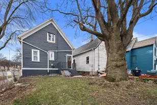 2873 N Dr William Finlayson St, Milwaukee, WI 53212 - Photo 19