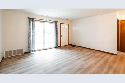 6507  Spring St #102, Racine, WI 53406 - Photo 7