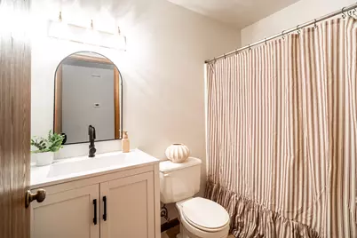 6507  Spring St #102, Racine, WI 53406 - Photo 15