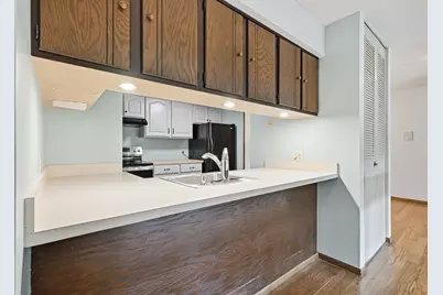 8751 W Oklahoma Ave #D, Milwaukee, WI 53227 - Photo 11
