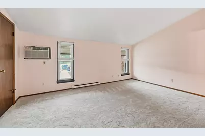 8751 W Oklahoma Ave #D, Milwaukee, WI 53227 - Photo 13