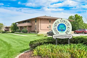 8751 W Oklahoma Ave, Milwaukee, WI 53227 - Photo 23