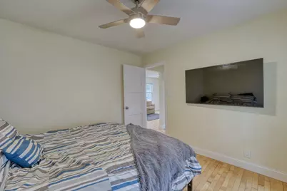 1120 S 86th St, West Allis, WI 53214 - Photo 9