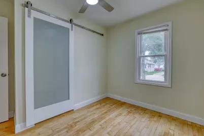 1120 S 86th St, West Allis, WI 53214 - Photo 11