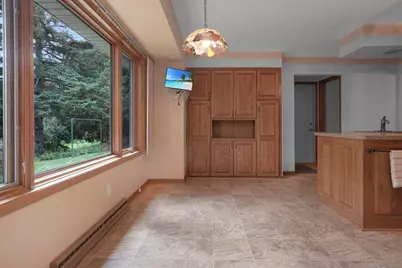 229  Bittersweet Dr, West Bend, WI 53095 - Photo 7
