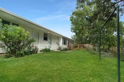 229  Bittersweet Dr, West Bend, WI 53095 - Photo 29