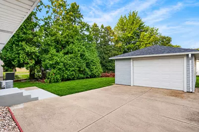 4808 S 24th St, Milwaukee, WI 53221 - Photo 35