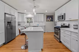853 Van Slyke Dr, Fontana, WI 53125 - Photo 19
