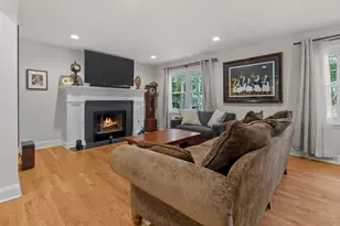 853 Van Slyke Dr, Fontana, WI 53125 - Photo 15