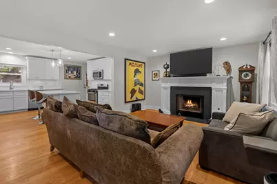 853  Van Slyke Dr, Fontana, WI 53125 - Photo 13