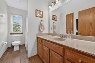 302 Margaret Ct, Burlington, WI 53105 - Photo 23